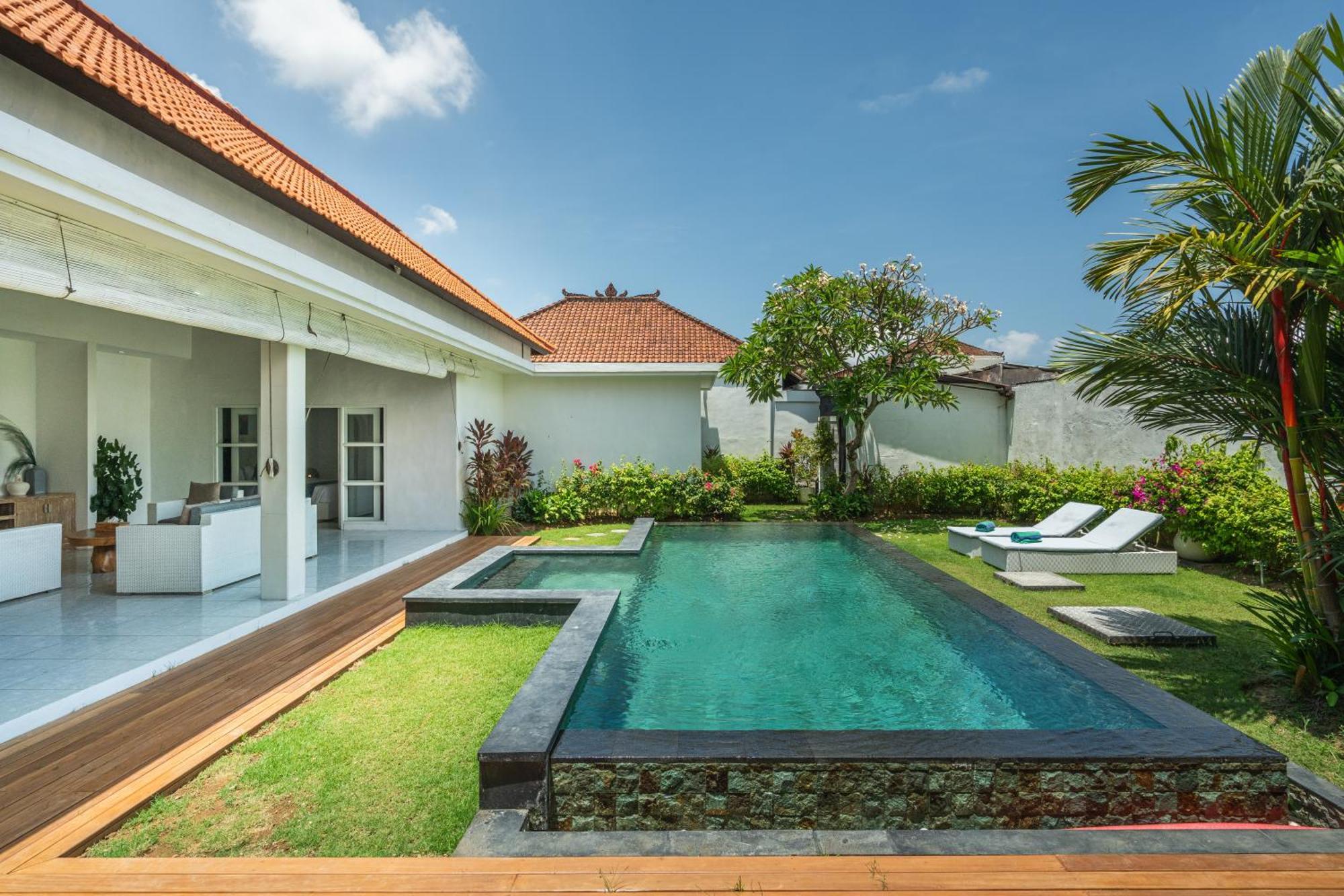 סמיניאק Modern 3 Bedrooms Villa Beach Walking Distance מראה חיצוני תמונה