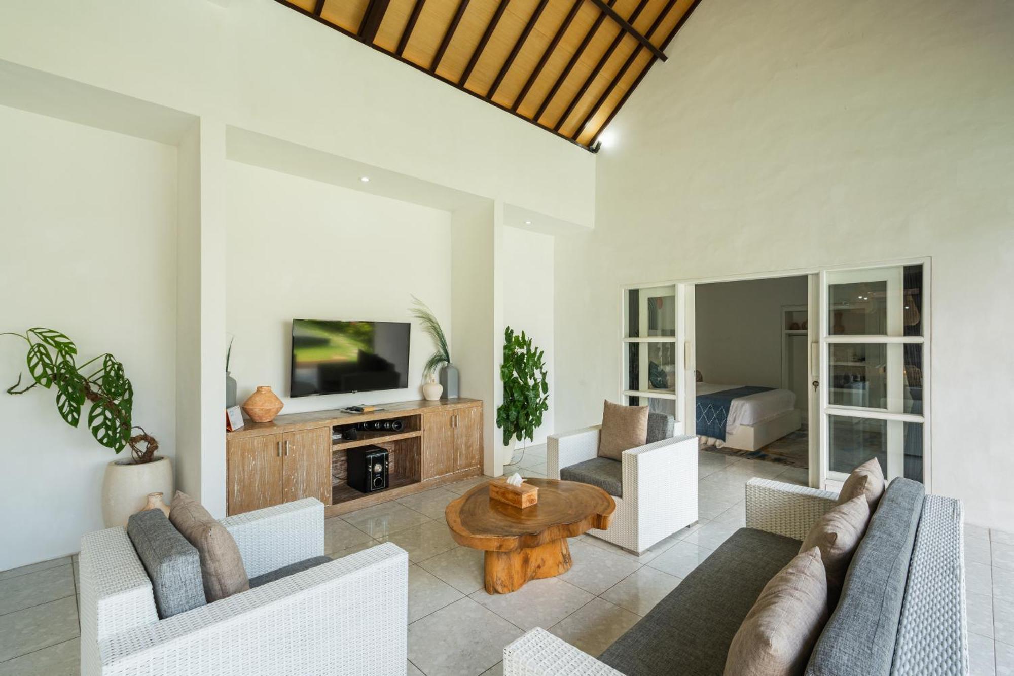 סמיניאק Modern 3 Bedrooms Villa Beach Walking Distance מראה חיצוני תמונה